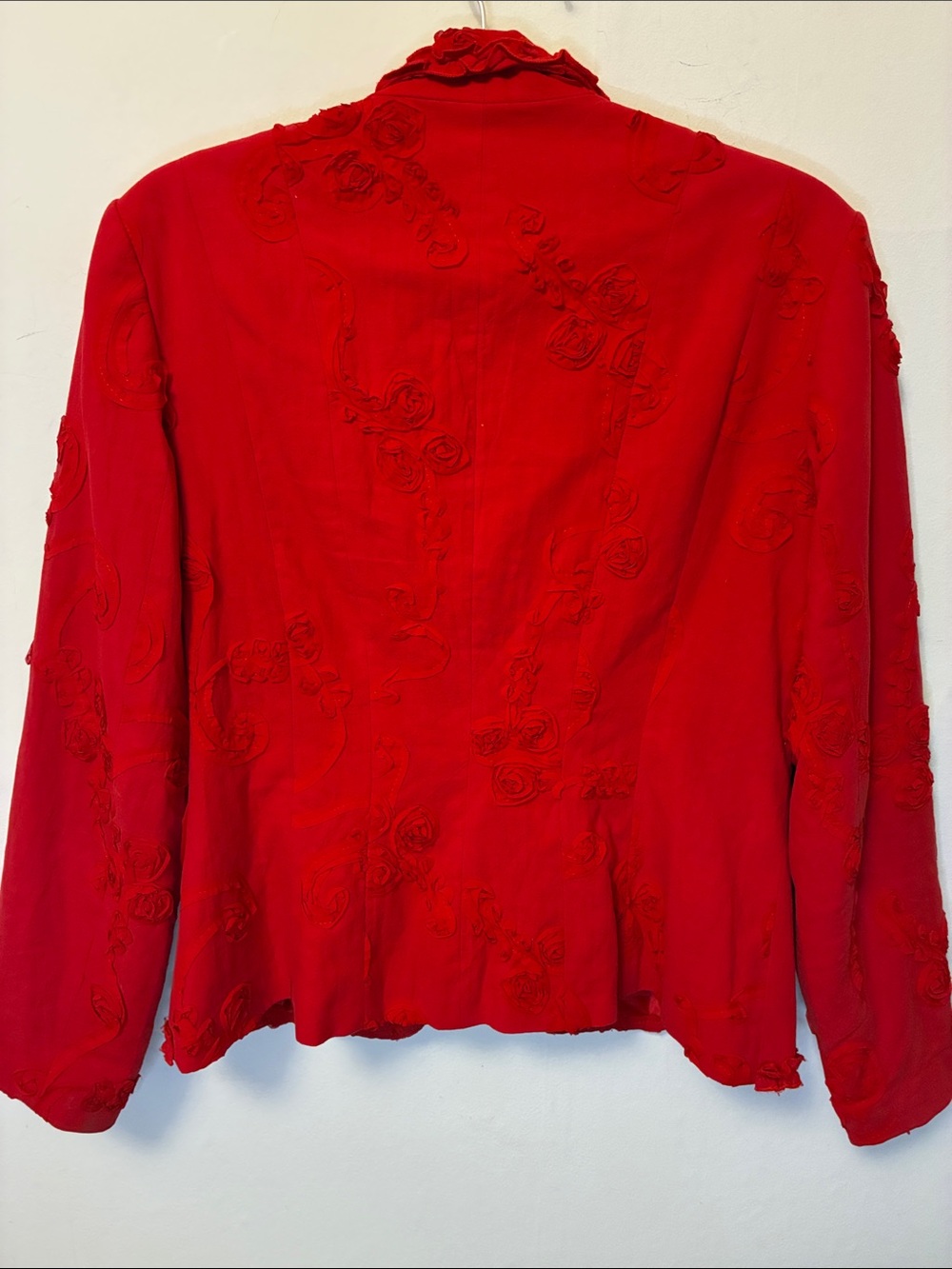 Vintage Christopher & Banks Red Ruffle-Trim Floral Appliqué Embroidered Blazer - Picture 4 of 9